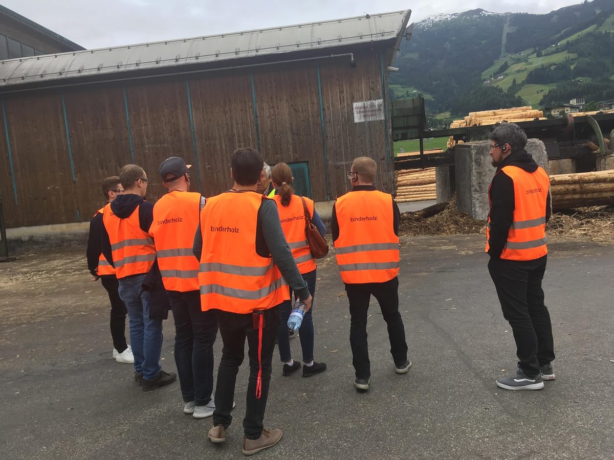 JCI Sense-See Mitglieder bei Binderholz Werksbesichtigung